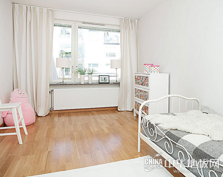 卧室地板图片 清新自然美不可阻挡