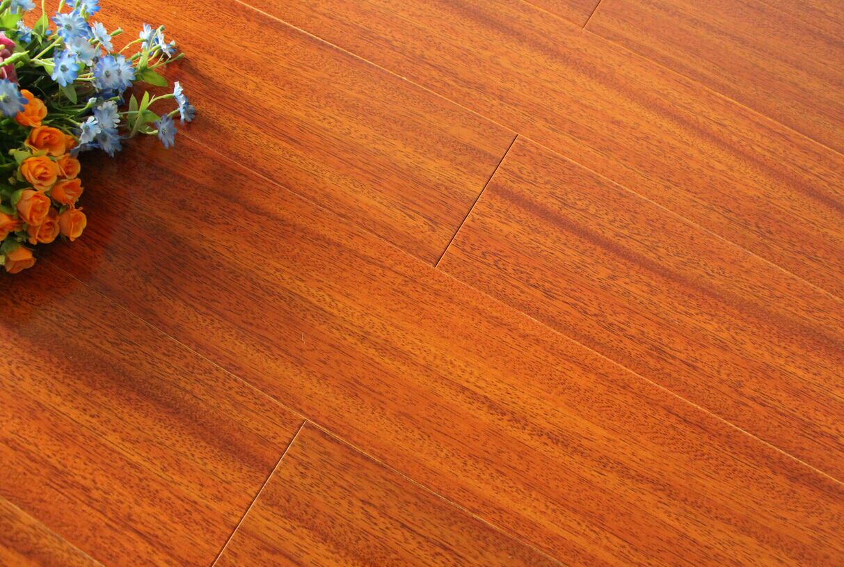 佳峰美家地板-圆盘豆多层实木地热地板